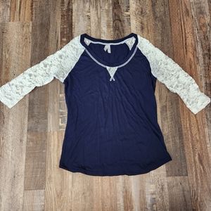 Vanity Lace Sleeve Top